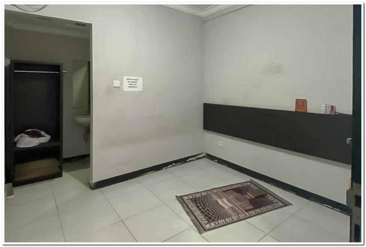 Losmen Family Syariah Bypass Juanda Mitra Reddoorz Brebek 外观 照片